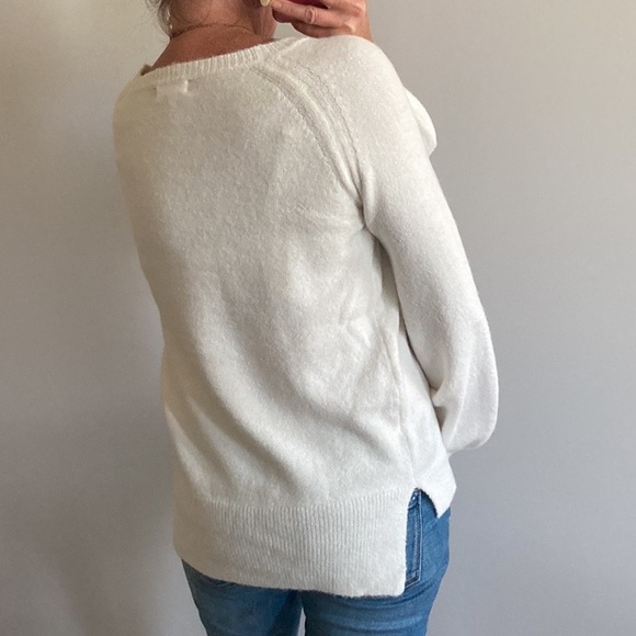 White Long Sleeve Crew Neck Sweater - Picture 6 of 10